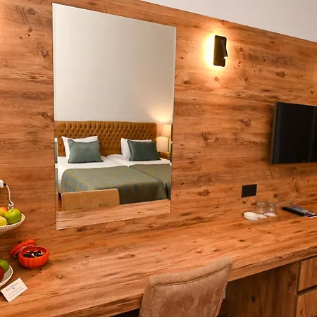 호텔 Dome & Casino At Kyrenia 키레니아