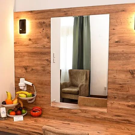 Dome & Casino At Kyrenia 호텔 4*