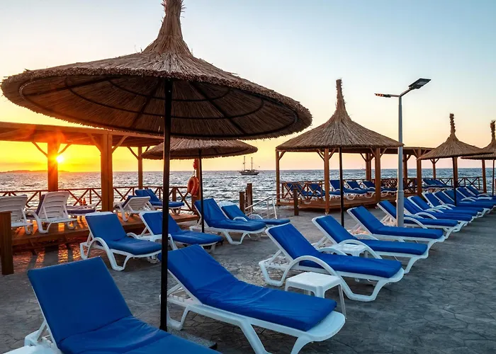 Dome & Casino At Kyrenia ホテル