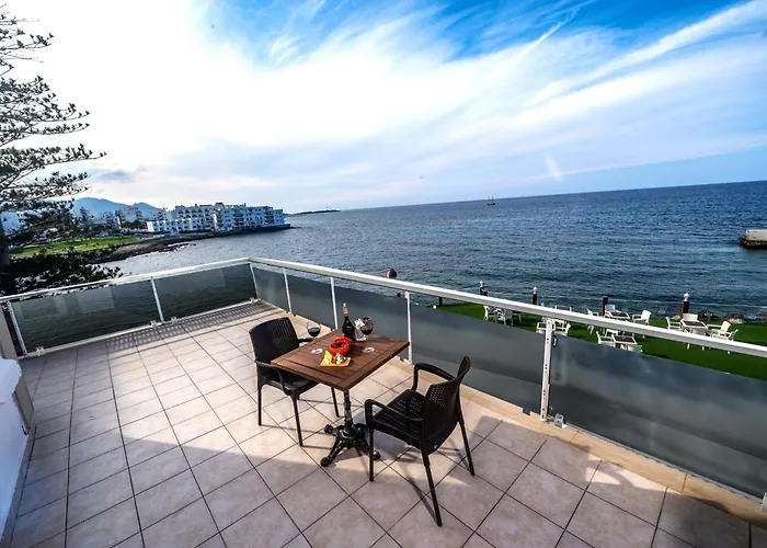 Dome & Casino At Kyrenia ホテル